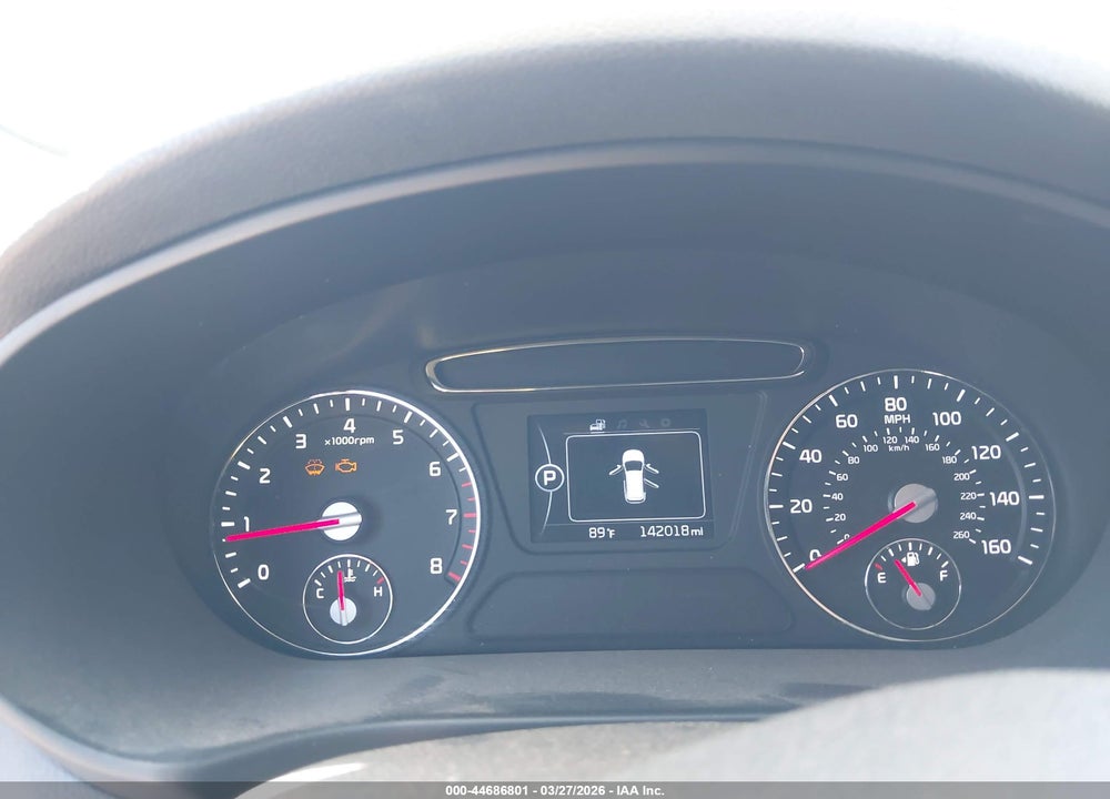 2016 KIA SORENTO 2.4L LX VIN: 5XYPG4A33GG047408