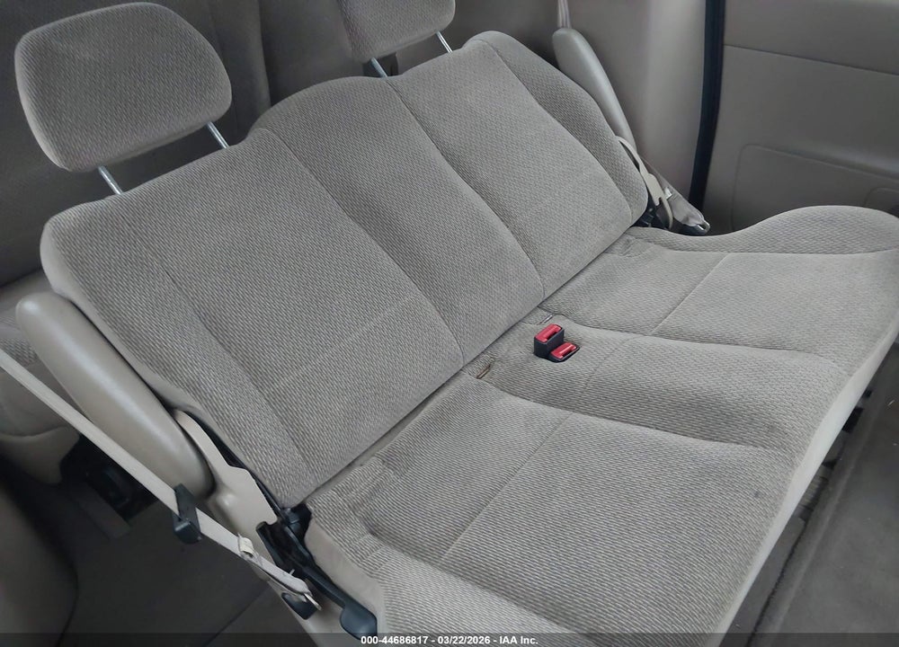 2000 FORD WINDSTAR LX VIN: 2FMZA5148YBB78523