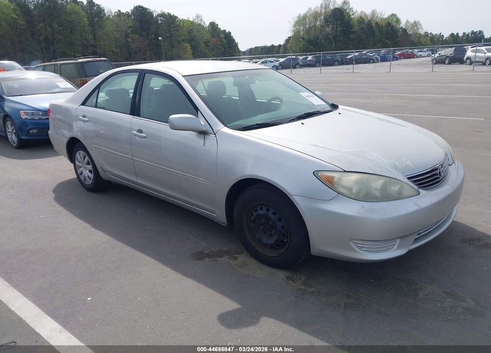 2005 TOYOTA CAMRY LE VIN: 4T1BE32K75U559549