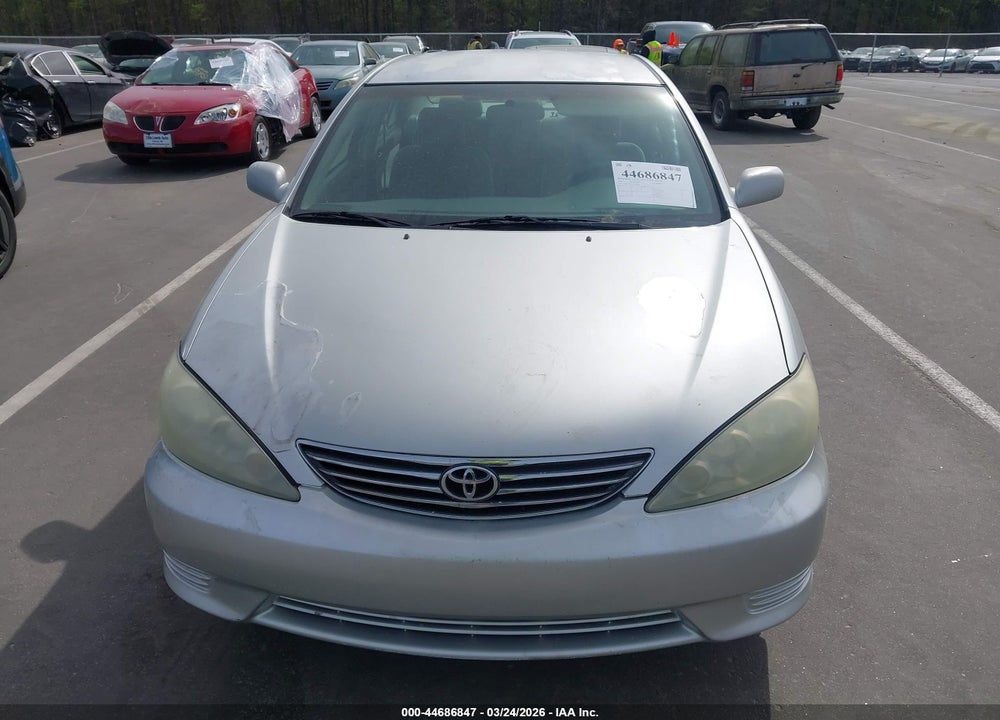 2005 TOYOTA CAMRY LE VIN: 4T1BE32K75U559549