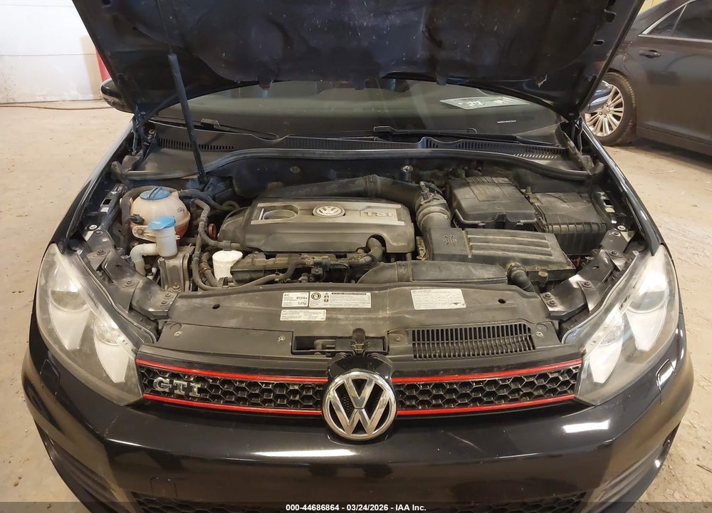 2012 VOLKSWAGEN GTI VIN: WVWHD7AJ8CW102476