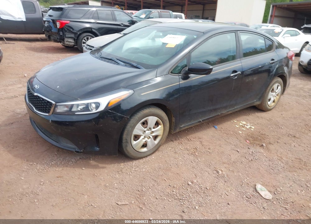 2018 KIA FORTE LX VIN: 3KPFL4A77JE196998