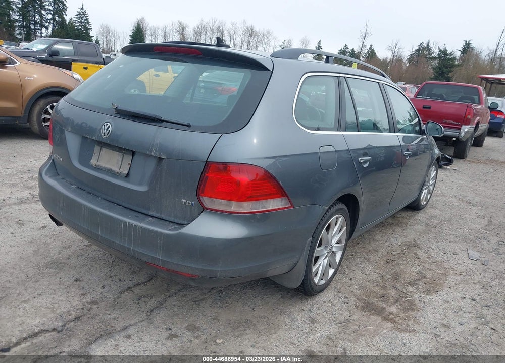 2012 VOLKSWAGEN JETTA SPORTWAGEN 2.0L TDI VIN: 3VWPL7AJ6CM676196