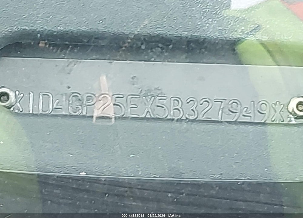 2005 DODGE CARAVAN SE VIN: 1D4GP25EX5B327949