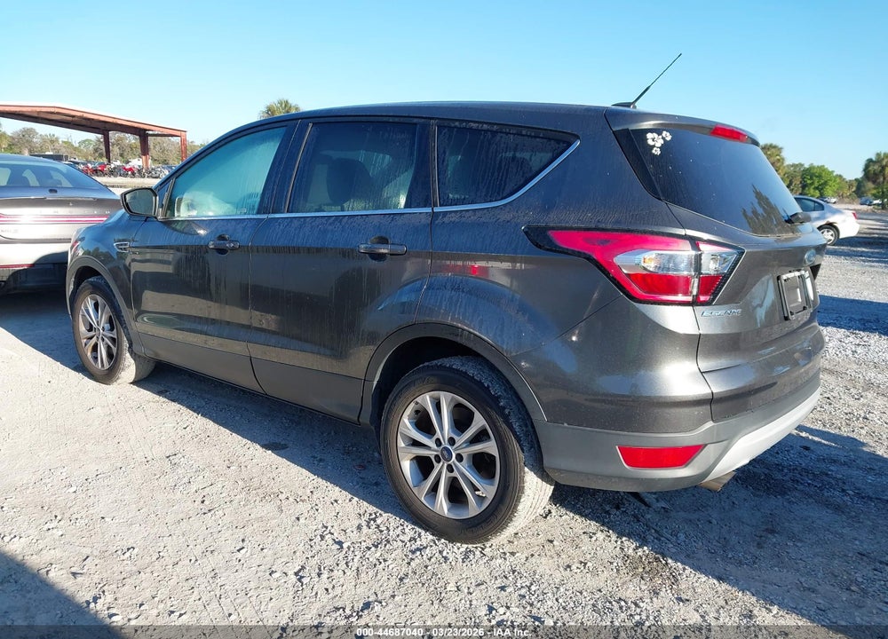 2017 FORD ESCAPE SE VIN: 1FMCU0GD9HUC92998