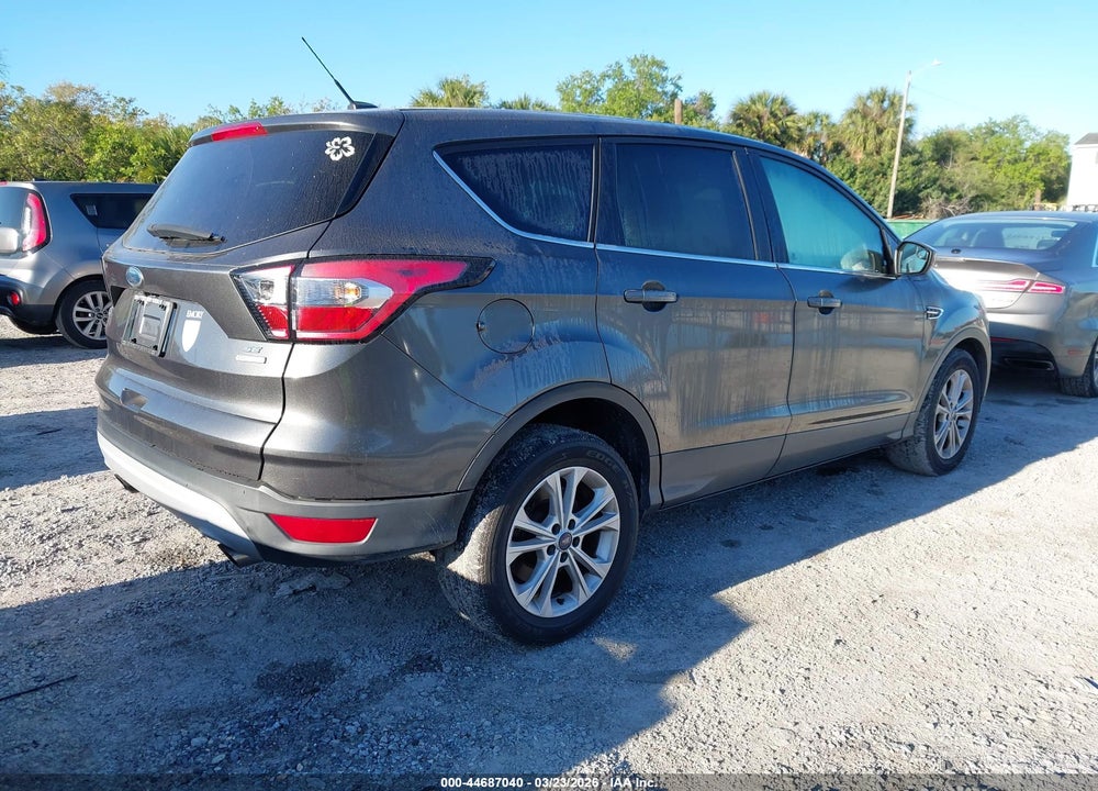2017 FORD ESCAPE SE VIN: 1FMCU0GD9HUC92998