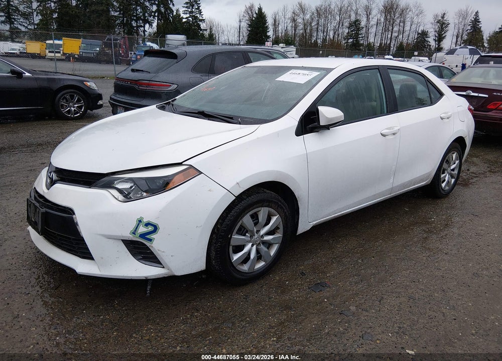 2015 TOYOTA COROLLA LE VIN: 5YFBURHE0FP348493