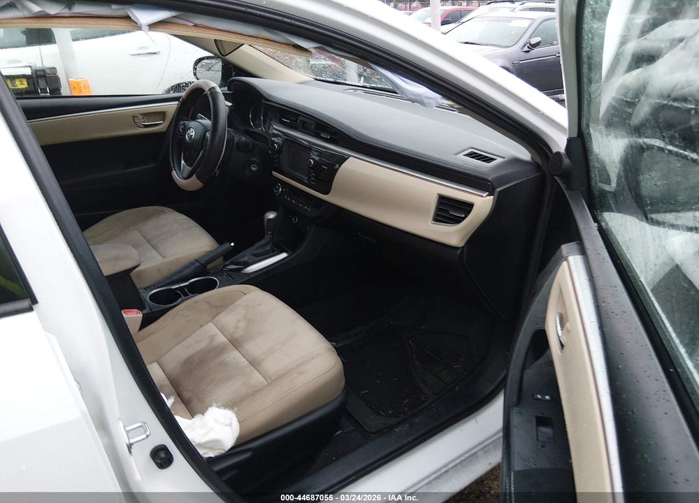 2015 TOYOTA COROLLA LE VIN: 5YFBURHE0FP348493