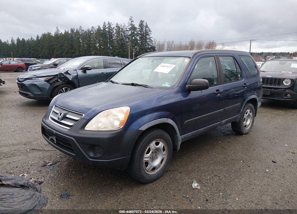 2005 HONDA CR-V LX VIN: JHLRD68575C018146