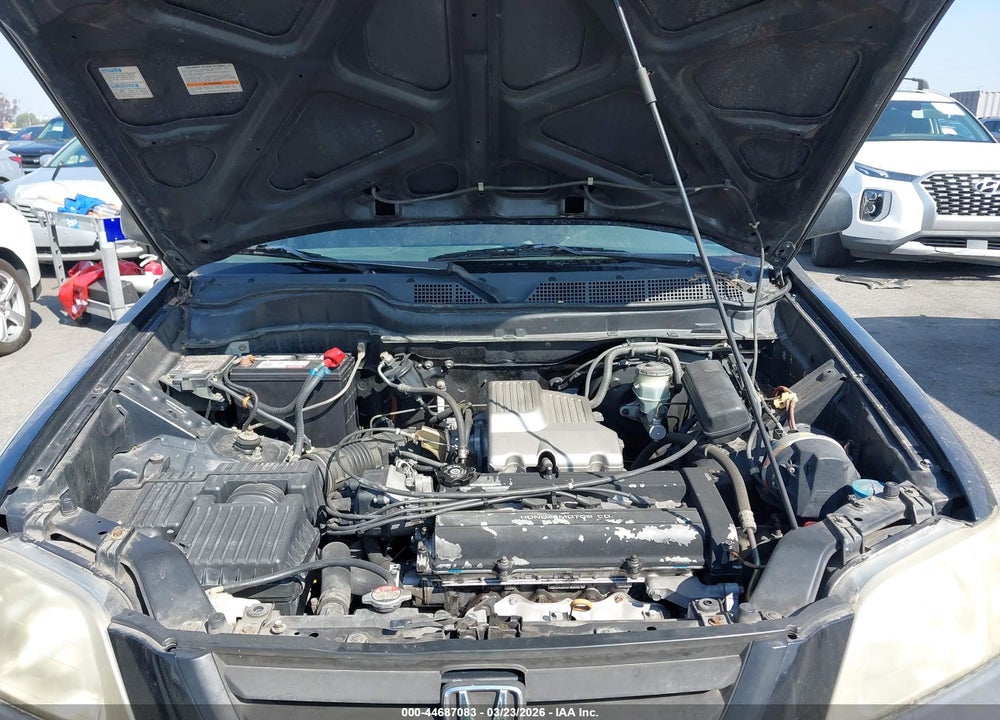 2000 HONDA CR-V LX VIN: JHLRD2842YC012890