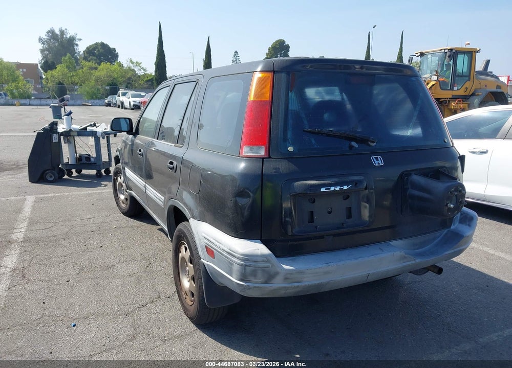 2000 HONDA CR-V LX VIN: JHLRD2842YC012890