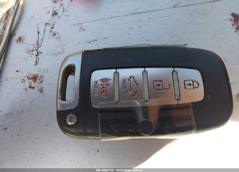 2011 HYUNDAI SONATA LTD VIN: 5NPEC4AC8BH001562