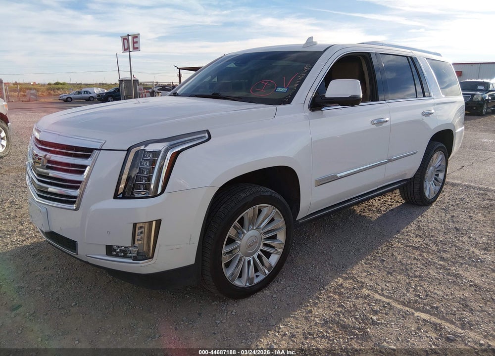 2016 CADILLAC ESCALADE PLATINUM VIN: 1GYS4DKJ6GR403328