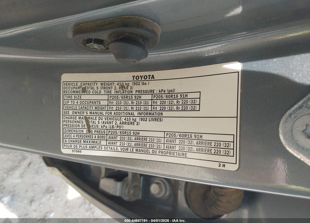 2001 TOYOTA AVALON XLS VIN: 4T1BF28B81U135757