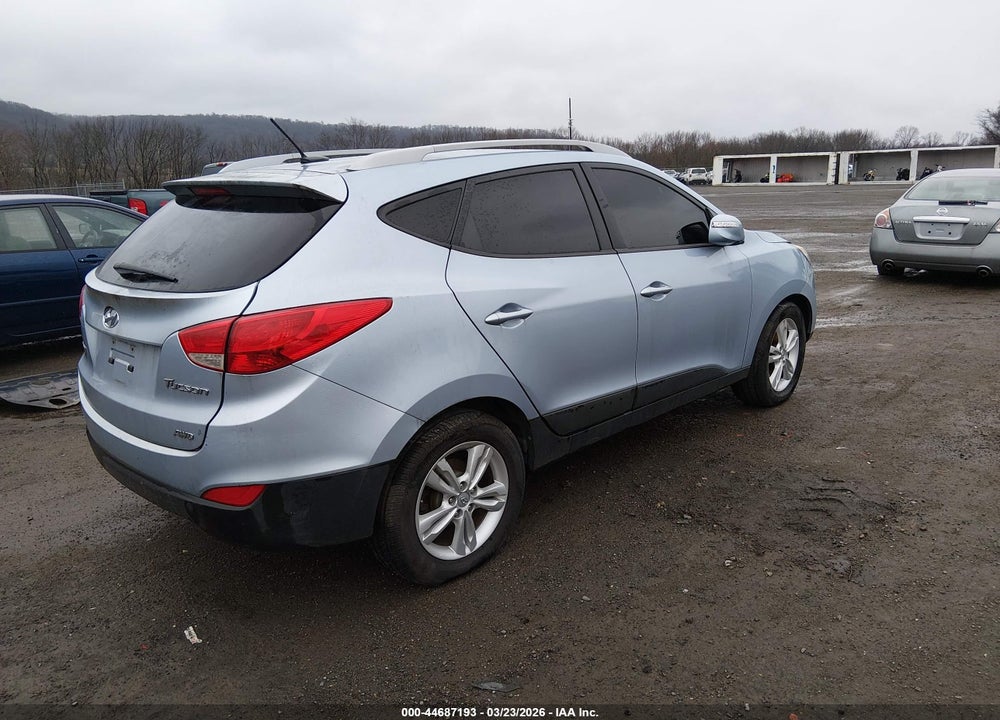 2012 HYUNDAI TUCSON GLS VIN: KM8JUCAC2CU491389