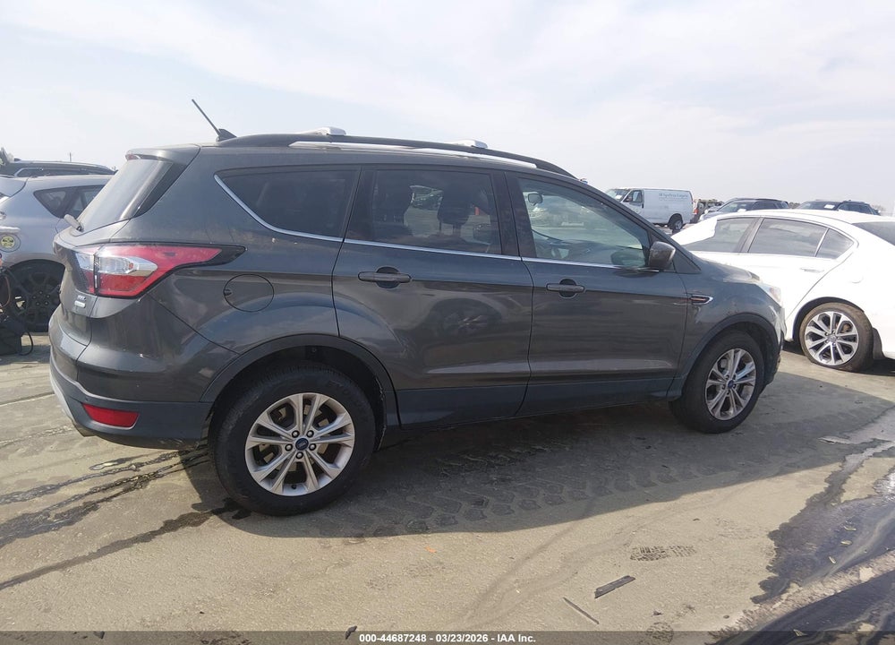 2018 FORD ESCAPE SEL VIN: 1FMCU0HD1JUB19951
