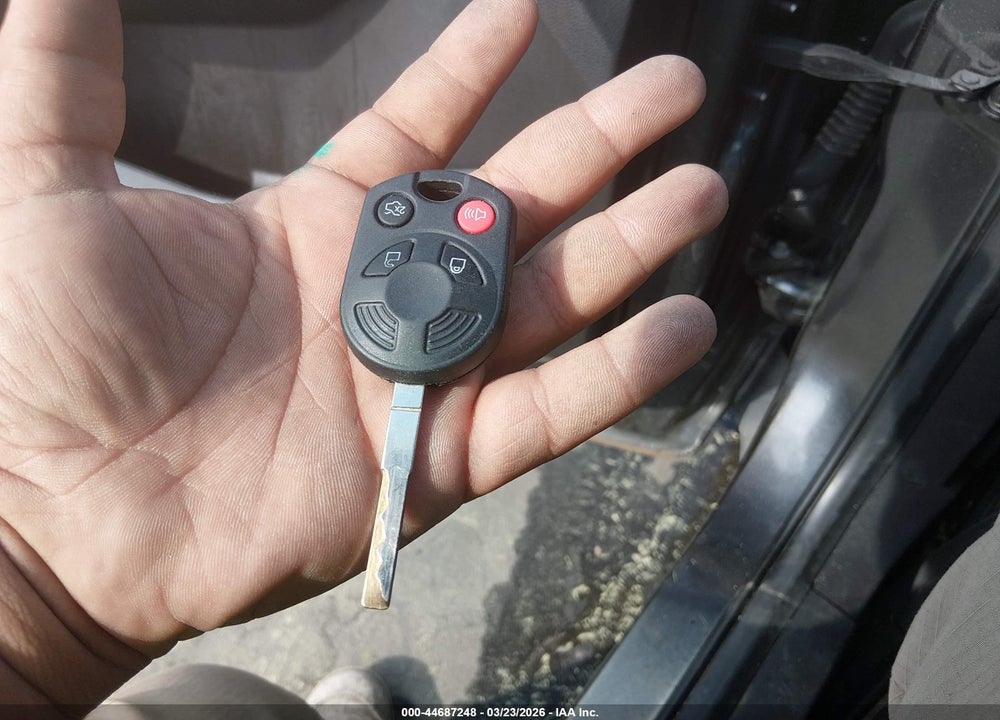 2018 FORD ESCAPE SEL VIN: 1FMCU0HD1JUB19951