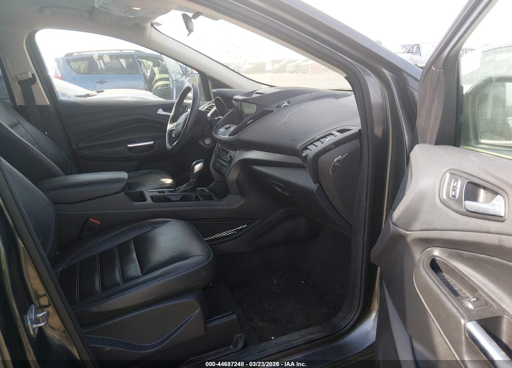 2018 FORD ESCAPE SEL VIN: 1FMCU0HD1JUB19951