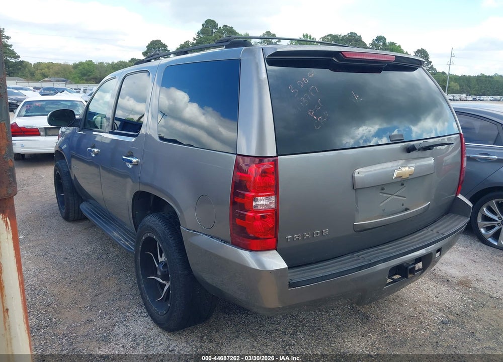 2007 CHEVROLET TAHOE LS VIN: 1GNFK13017R113717