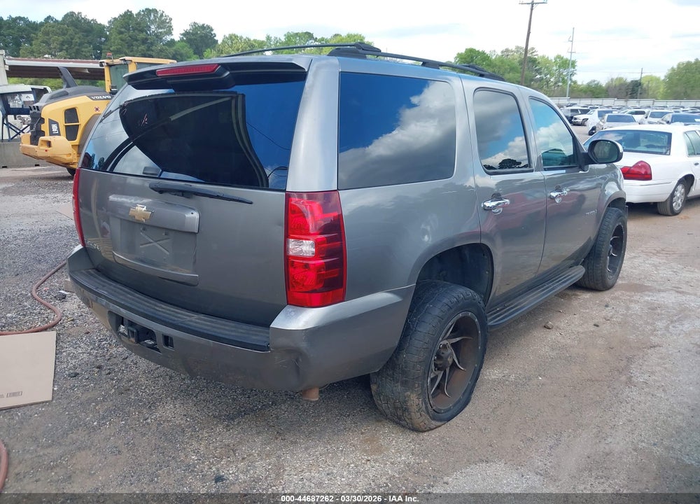 2007 CHEVROLET TAHOE LS VIN: 1GNFK13017R113717
