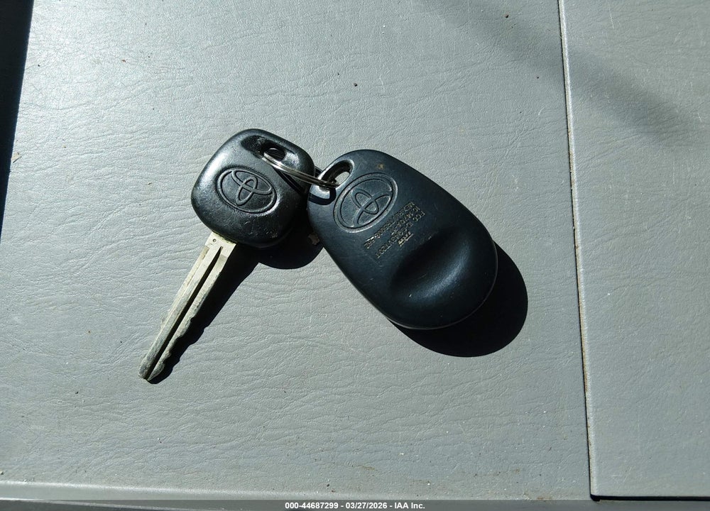 2008 TOYOTA SIENNA LE VIN: 5TDZK23C28S218369
