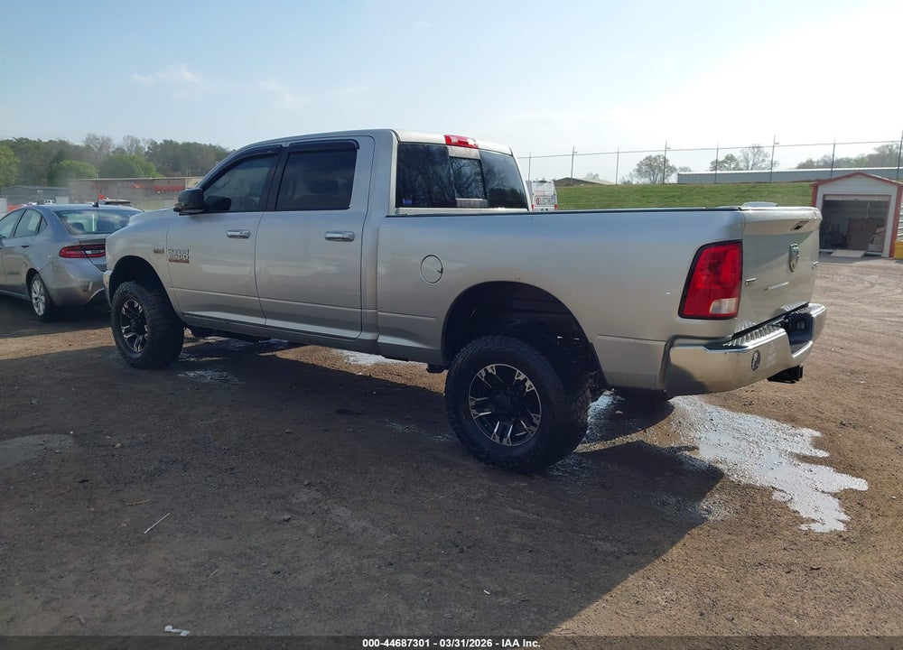 2015 RAM 2500 SLT VIN: 3C6TR5DT9FG610575