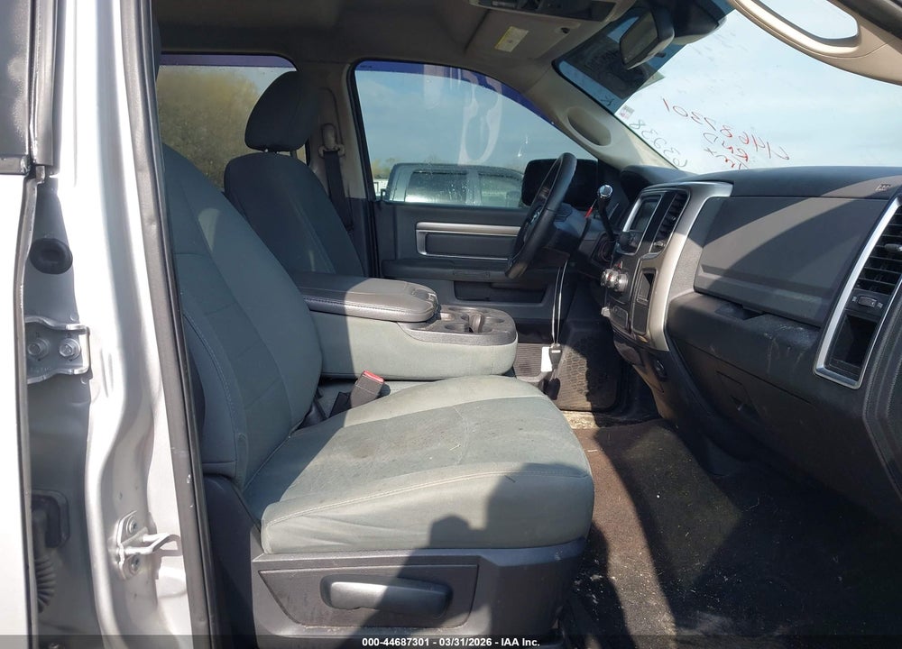 2015 RAM 2500 SLT VIN: 3C6TR5DT9FG610575