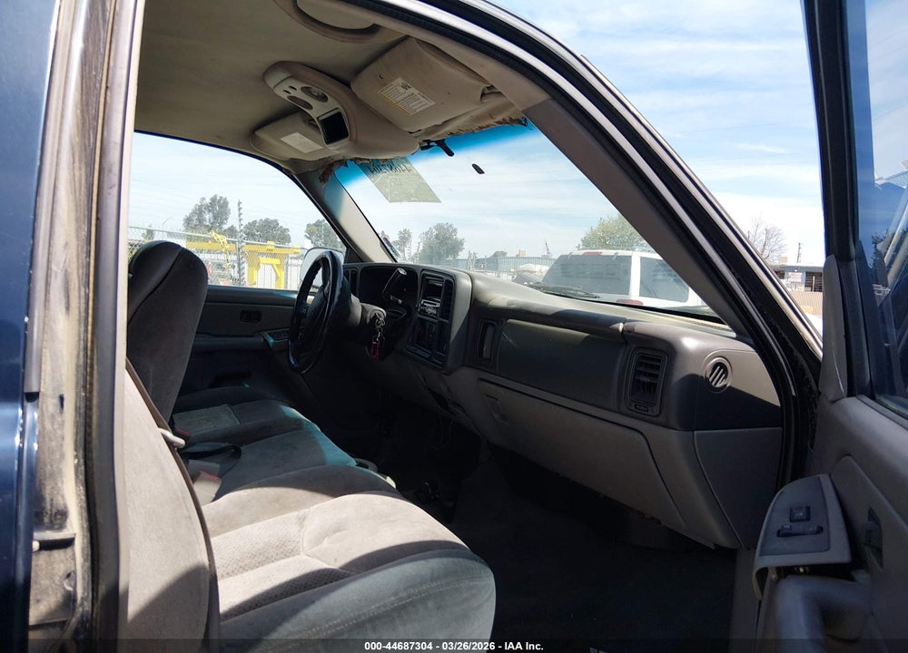 2005 CHEVROLET AVALANCHE 1500 LS VIN: 3GNEC12Z45G265612