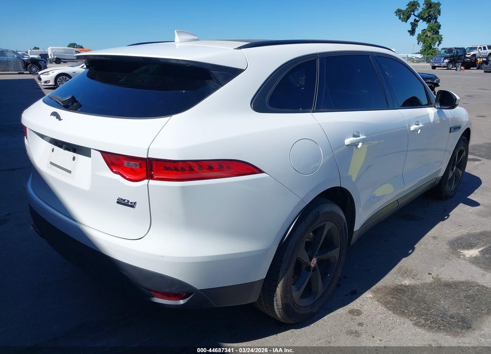 2017 JAGUAR F-PACE 20D PREMIUM VIN: SADCJ2BN5HA096135