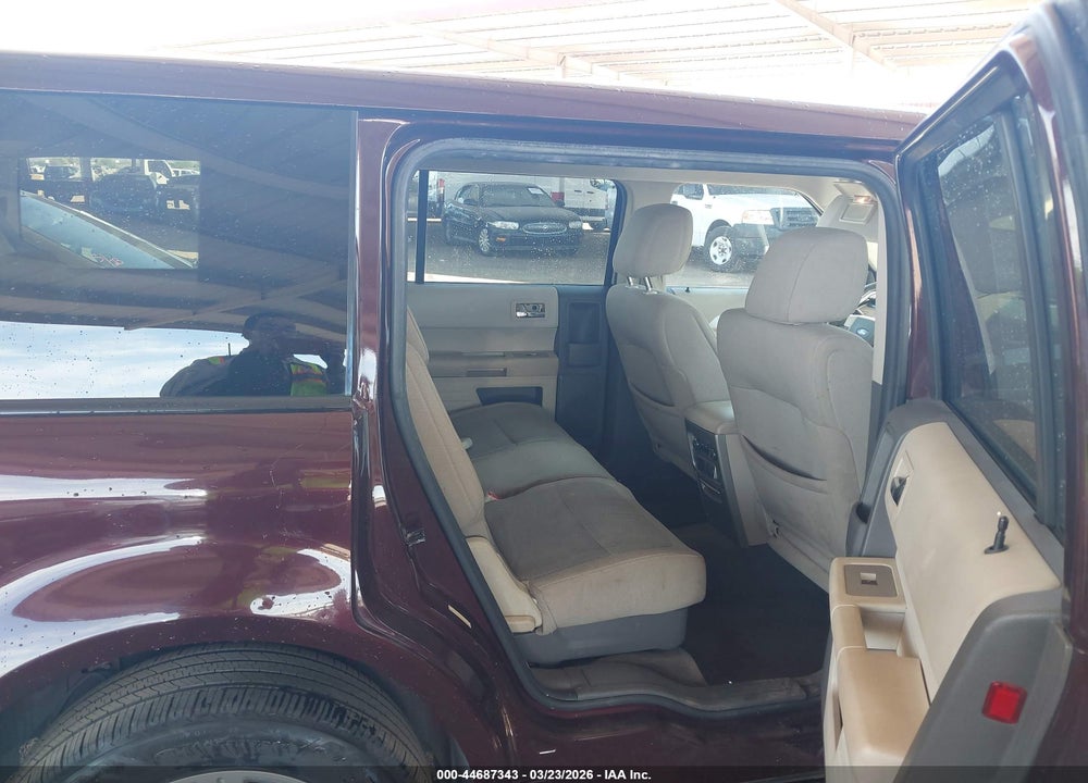 2011 FORD FLEX SE VIN: 2FMGK5BC3BBD25087