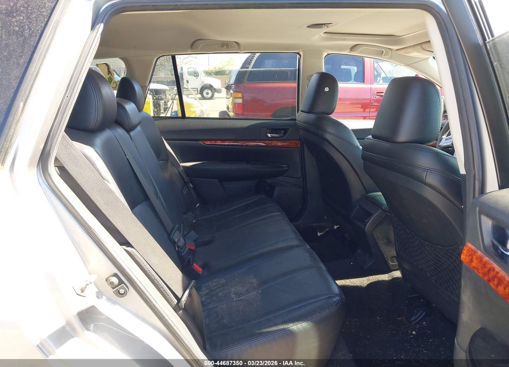 2011 SUBARU OUTBACK 2.5I LIMITED VIN: 4S4BRBLC6B3379891