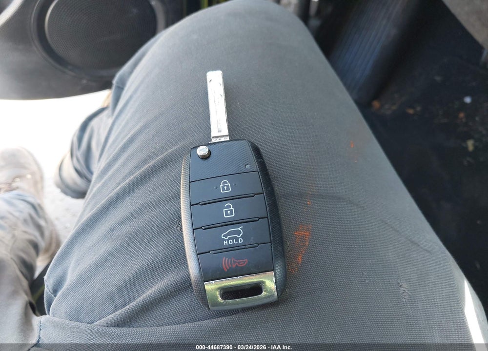 2015 KIA SOUL VIN: KNDJN2A20F7767798