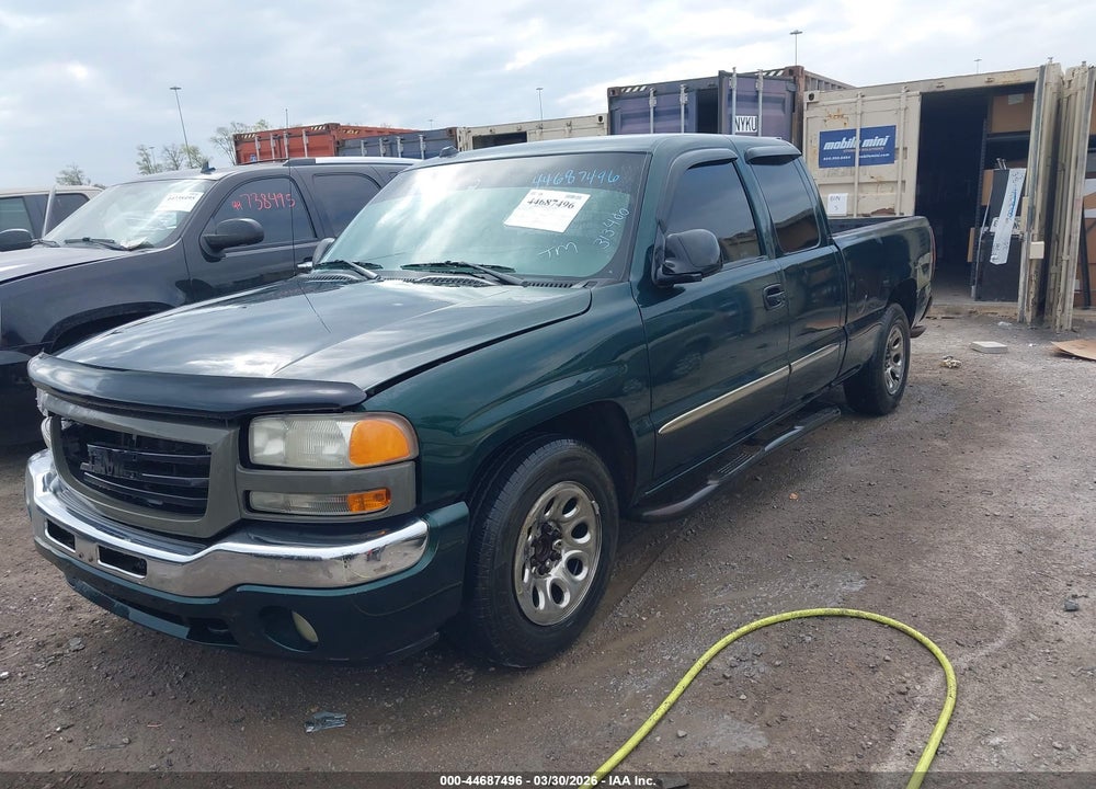 2005 GMC SIERRA 1500 SLE VIN: 2GTEC19V751313480