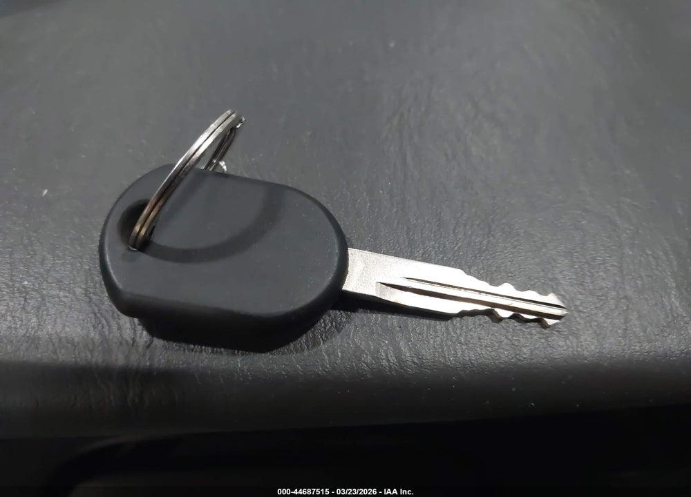 2007 FORD ESCAPE HYBRID VIN: 1FMCU59H37KB78423