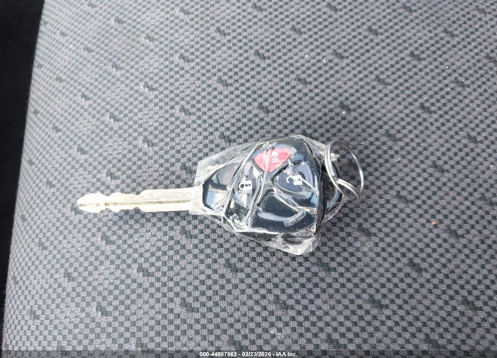 2011 TOYOTA YARIS VIN: JTDKT4K34B5342944
