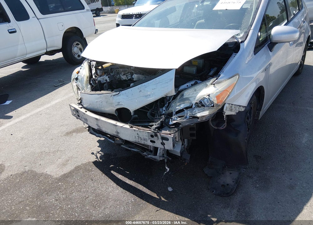 2015 TOYOTA PRIUS TWO VIN: JTDKN3DU3F0397317