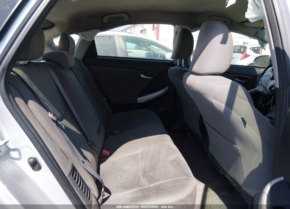 2015 TOYOTA PRIUS TWO VIN: JTDKN3DU3F0397317