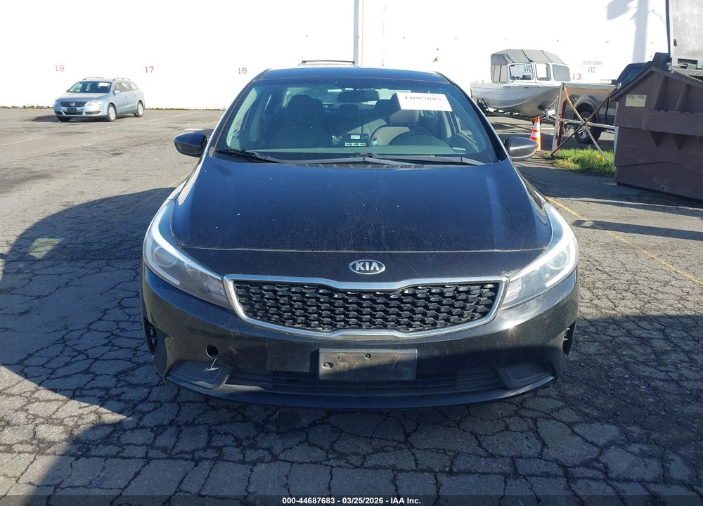 2018 KIA FORTE LX VIN: 3KPFK4A78JE248433
