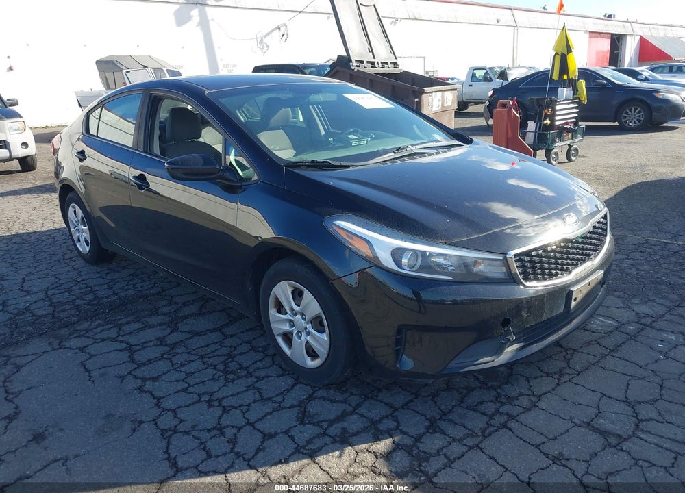 2018 KIA FORTE LX VIN: 3KPFK4A78JE248433
