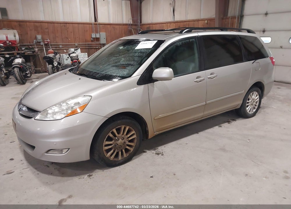 2010 TOYOTA SIENNA LIMITED VIN: 5TDDK4CC4AS028911