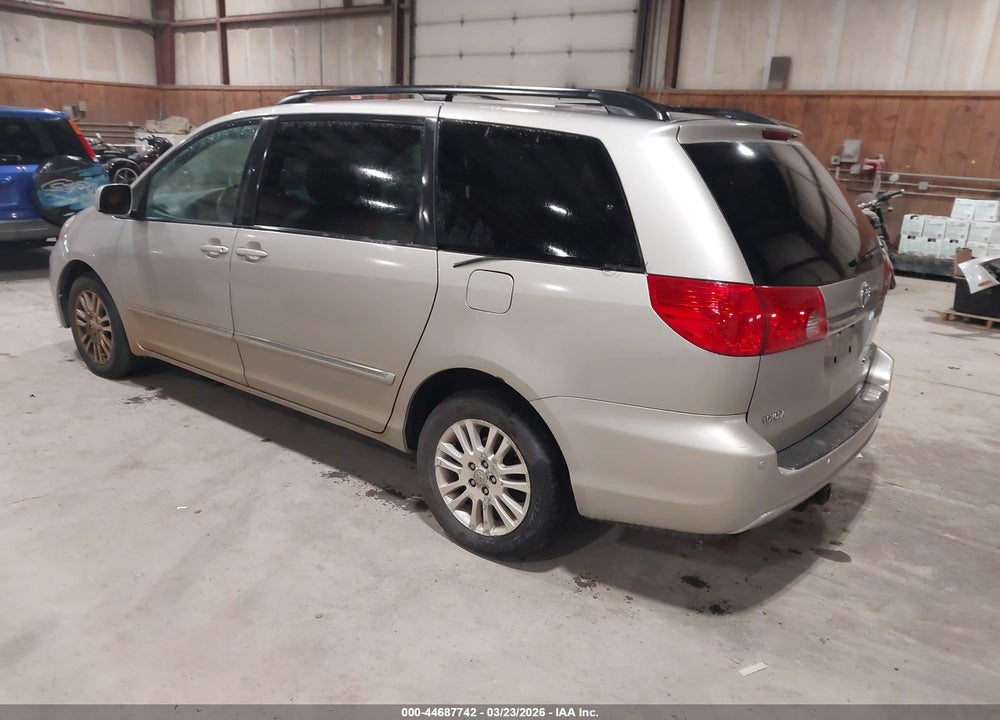 2010 TOYOTA SIENNA LIMITED VIN: 5TDDK4CC4AS028911