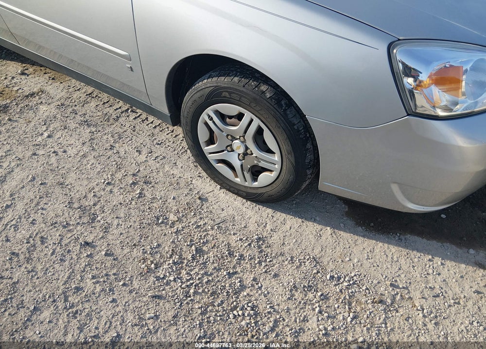 2007 CHEVROLET MALIBU LS VIN: 1G1ZS58F17F136225