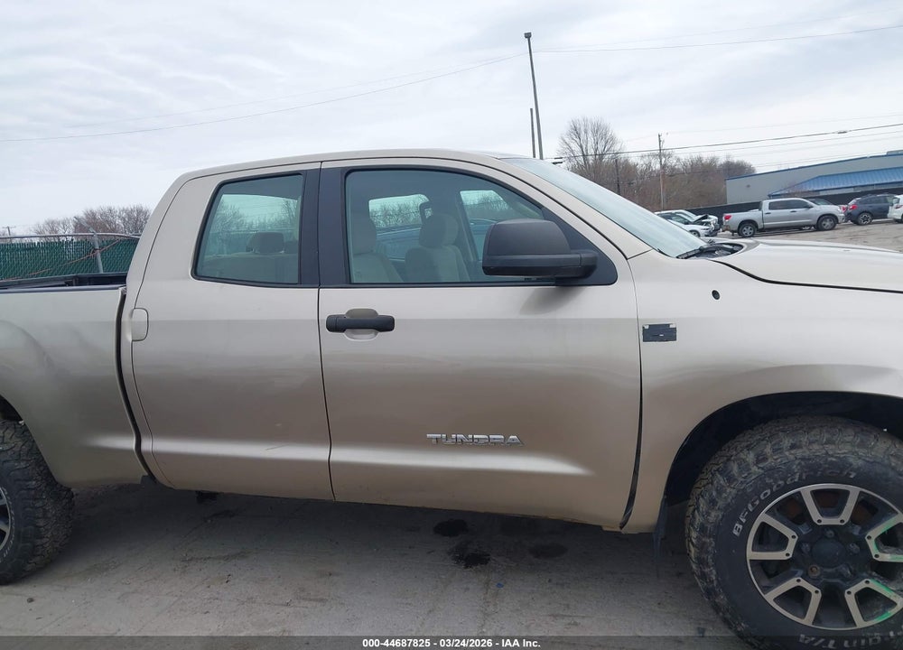 2008 TOYOTA TUNDRA BASE 4.7L V8 VIN: 5TBBT54108S459370
