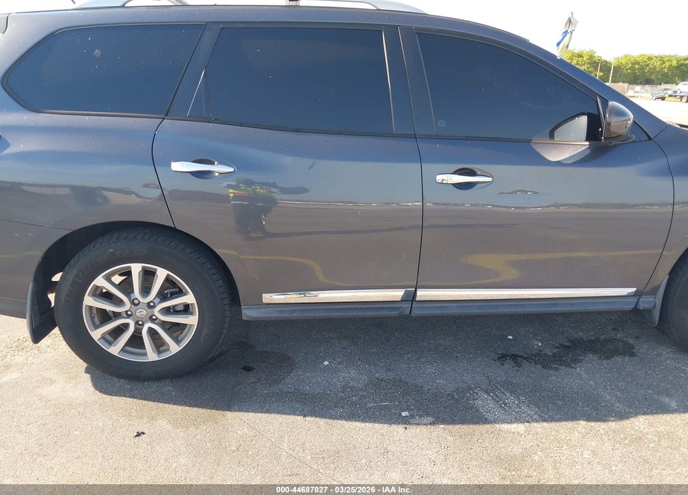 2014 NISSAN PATHFINDER SL VIN: 5N1AR2MM5EC606043
