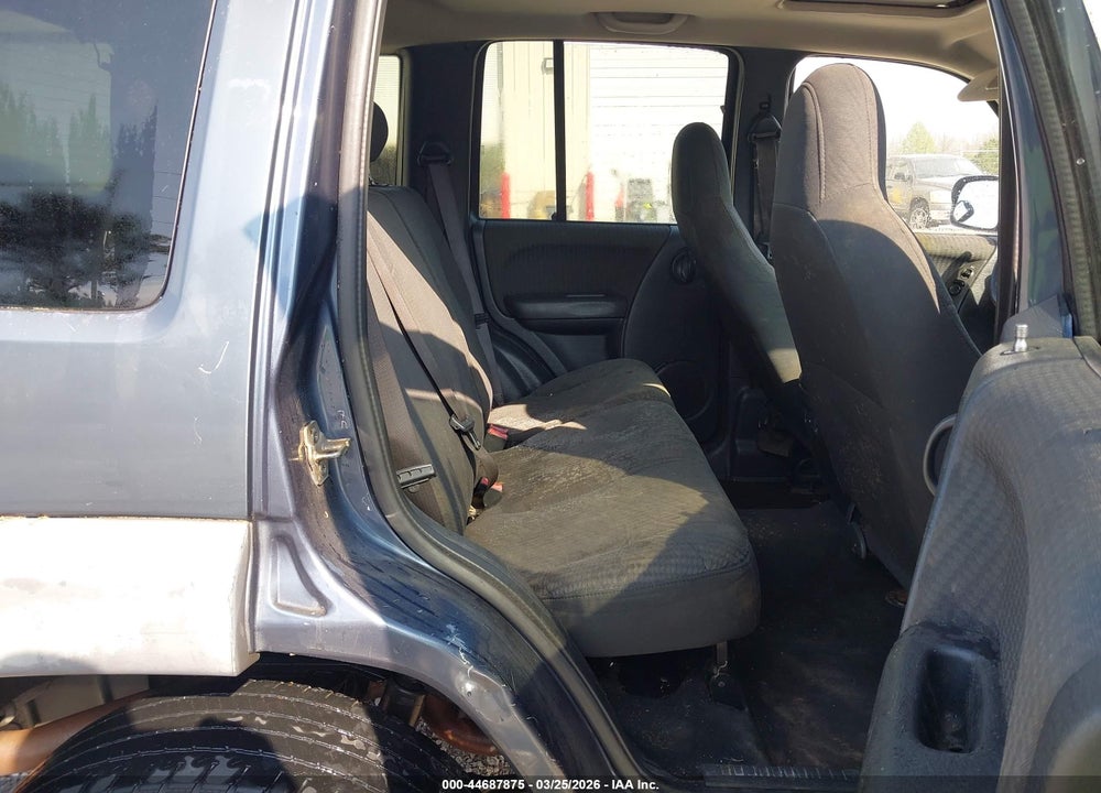 2002 JEEP LIBERTY SPORT VIN: 1J4GL48K82W190661