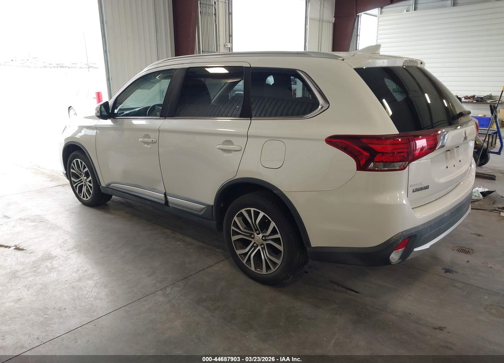 2018 MITSUBISHI OUTLANDER SEL VIN: JA4AZ3A3XJZ025452