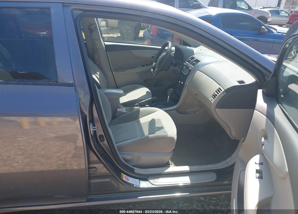 2009 TOYOTA COROLLA LE VIN: JTDBL40E39J017854