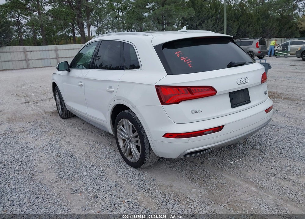2018 AUDI Q5 2.0T PREMIUM/2.0T TECH PREMIUM VIN: WA1BNAFY8J2200010