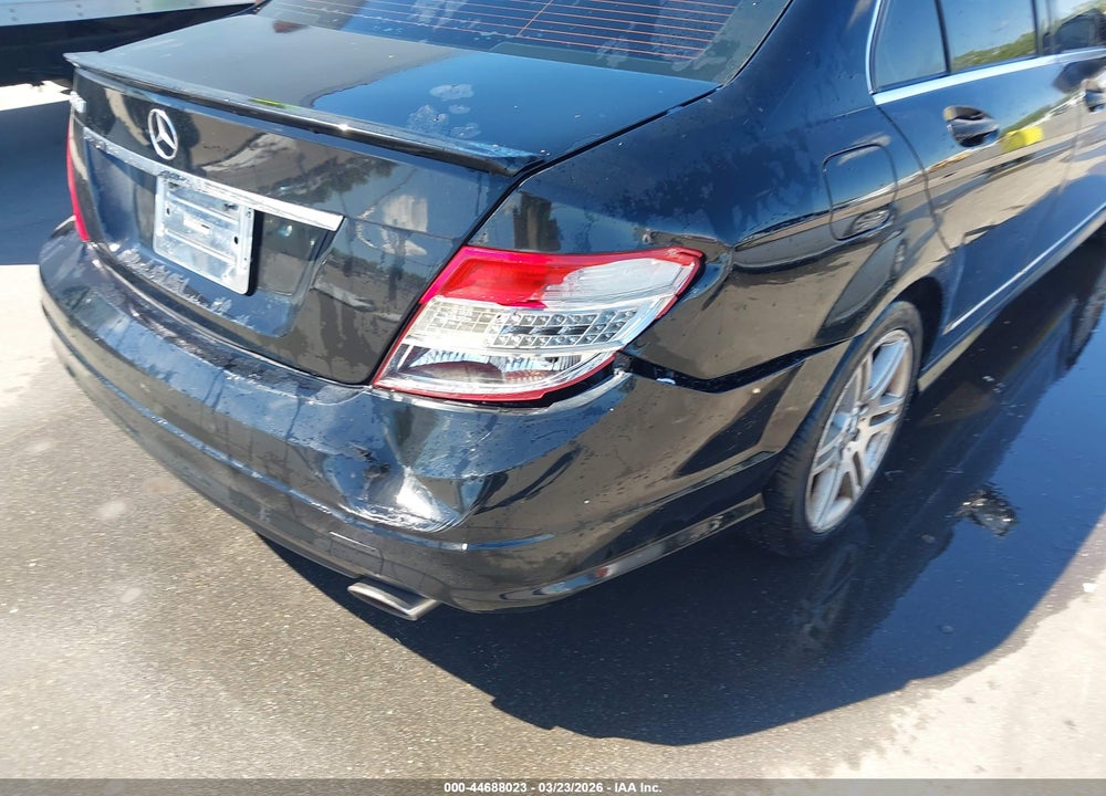 2008 MERCEDES-BENZ C 350 SPORT VIN: WDDGF56X98R035521