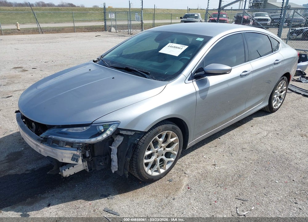 2015 CHRYSLER 200 C VIN: 1C3CCCEG7FN523690